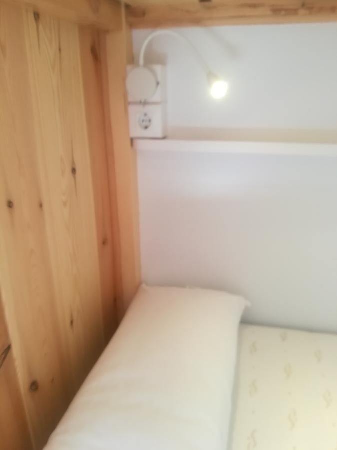 Albergue Milladoiro Buitenkant foto