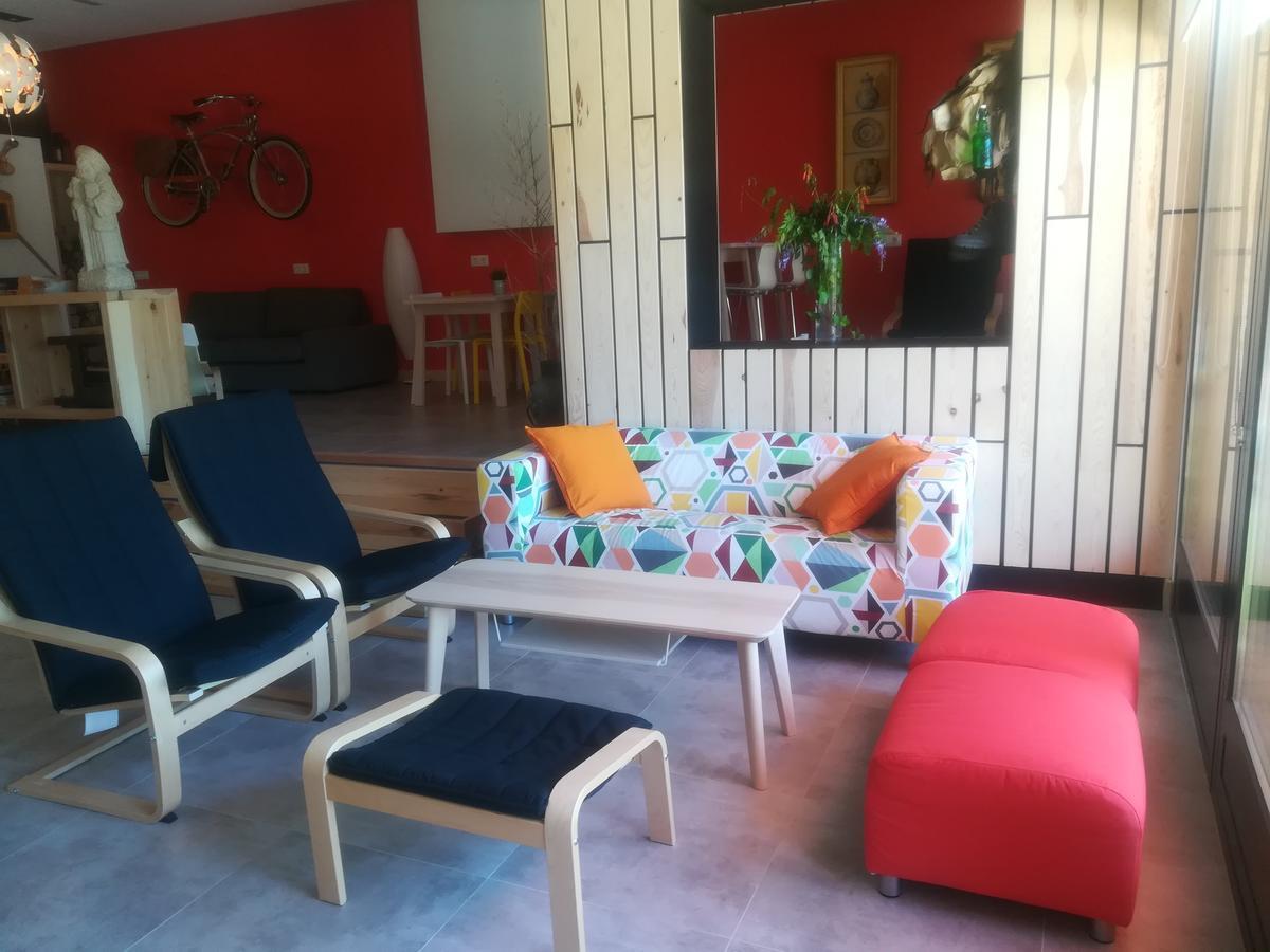 Albergue Milladoiro Buitenkant foto