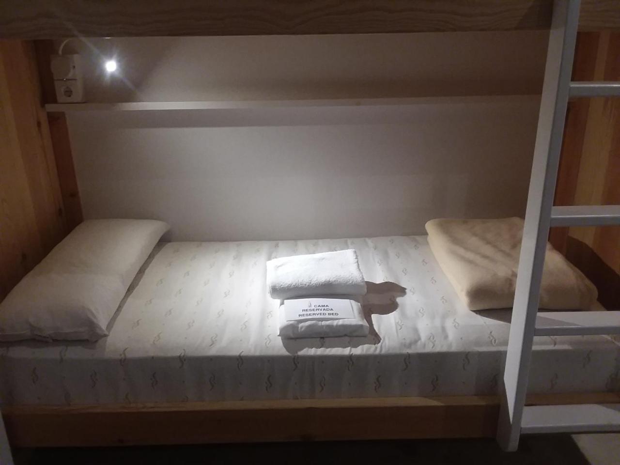 Albergue Milladoiro Buitenkant foto